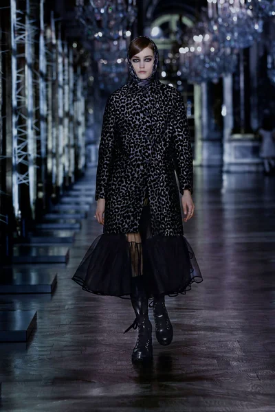 Look 22